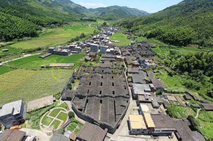 黎川洲湖船形屋1.jpg